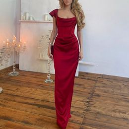 Robe de soirée de cou de coude sirène long Bourgogne Satin Formal Party Prom Robe pour femmes