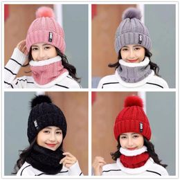 Cosy Hedging Party Hat Plus Velvet Épaississement 2pcs / lot Chaud Tricot Mode Slouchy Lâche Femmes Chapeaux Tricotés Ajouter Bavoir Écharpe Ensemble De Noël En Gros CPA4457