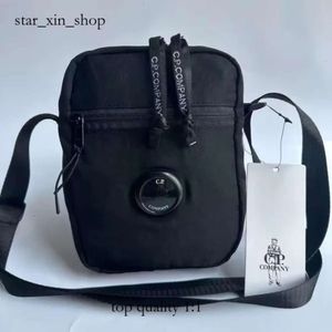 CP Bag Trend Leuke schouder designer tas Crossbody tas schattig oog kleine vierkante tas buiten mannen en damesbedrijf kleine tas diy persona 3890 314