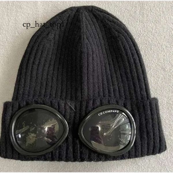 Cp Hat Designer Deux lentilles Lunettes Lunettes Bonnets Hommes Cp Chapeaux Tricotés Casquettes De Crâne En Plein Air Femmes Inévitable Bonnet D'hiver Noir Gris Bonnet 3919