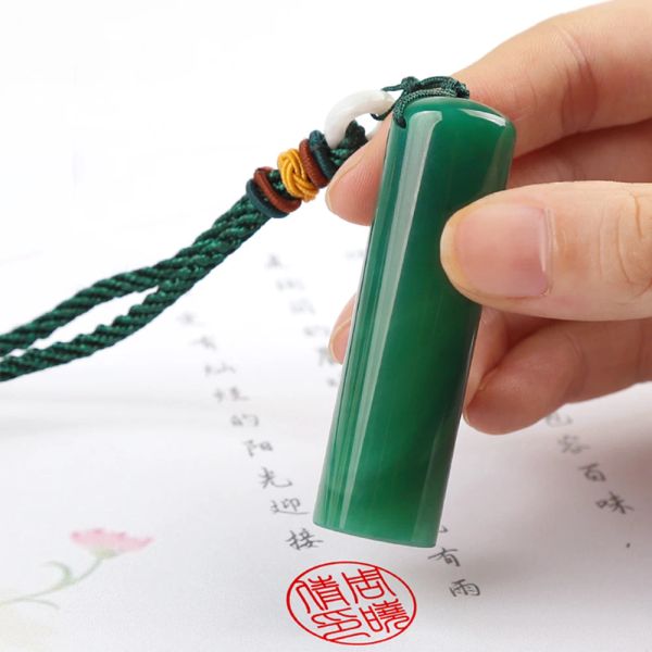 Artisanat Style chinois vert rouge pierre naturelle nom personnel timbre personnalisé anglais nom chinois sceau timbre pour enfant étudiant enseignant peintre