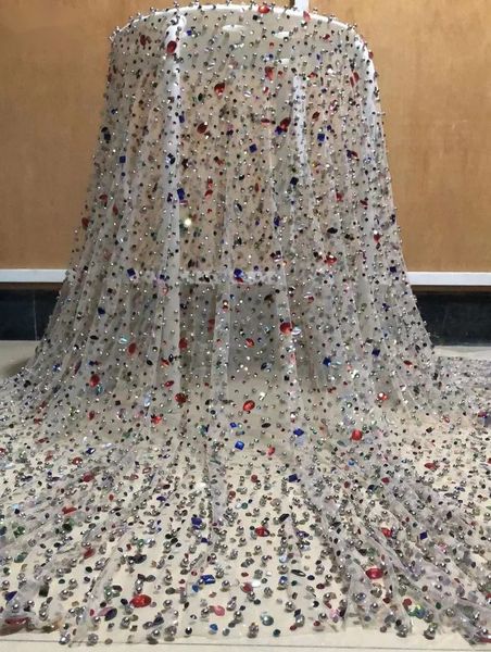 Herramientas artesanales 2023 Diseño Piedras pesadas Telas de encaje nigeriano Moda Mujer Tul africano Cristal de lujo para boda 231130