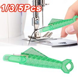 Outils d'artisanat Mini enfile-aiguille automatique pour Machine à coudre avec outil d'insertion de point de crochet, accessoires d'artisanat à changement rapide pour personnes âgées