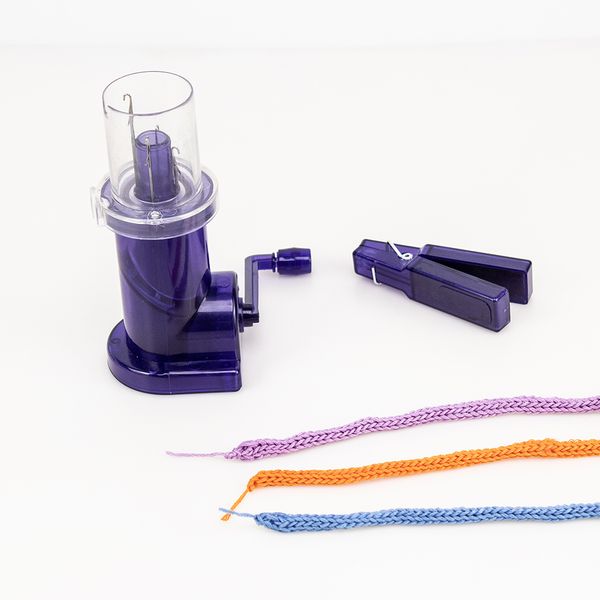 Outils d'artisanat Machine à tricoter à la main portable Embellissement Métier à tisser avec accessoires de manivelle Pulls et écharpes tressés à la main 230826
