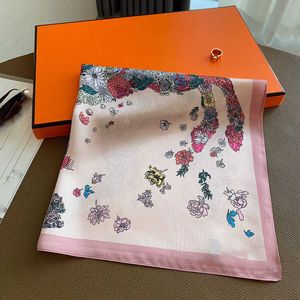 Cravat Cravat Designer coréen printemps / été nouveau style petit foulard carré foulard en soie de haute qualité protection solaire du cou pour femmes Temperam