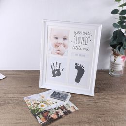 Cree recuerdos duraderos con los creadores de huellas de manos nacidas Marco de plástico Po para bebés, niños y niñas 240326