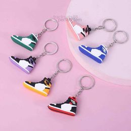 Creatieve 2024 Mini Sneakers PVC Sleutelhangers Voor Mannen Vrouwen Gym Sportschoenen Sleutelhanger Handtas Keten Basketbal Schoen Sleutelhouder Bulk prijs 5 H55