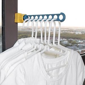 Creatieve 8-holes kledingrek Hanger Hooks klem punch-vrij roterende gespelde kniphanger droogrekken Rail Travel Outdoor Extension
