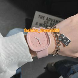 Arte Creativo, encantador, barato, venta al por mayor, reloj de mujer, moda de ocio, relojes simples para niña, reloj deportivo de cuarzo personalizado