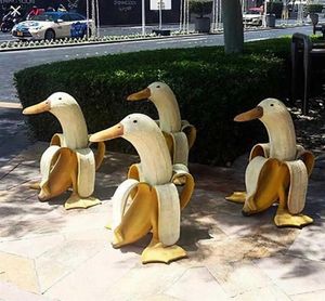 Creative Banana Duck Art Statue Garden Yard Outdoor Decoration Mignon Générations élominées fantaisistes pour les enfants 2108046717015