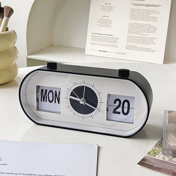 Relojes de dormitorios creativos Fun Flip Mechanical Desktop Calendario Digital relojes Retro Desk Home Decor 240410