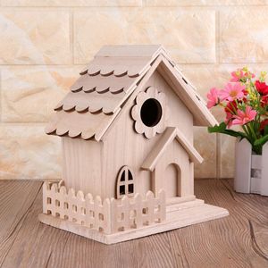 Nid créatif Bird House Nest Boîte de clôture de cage de reproduction en bois nid de jardin extérieur arrière-cour oiseaux Parrot Cage Home Decoration