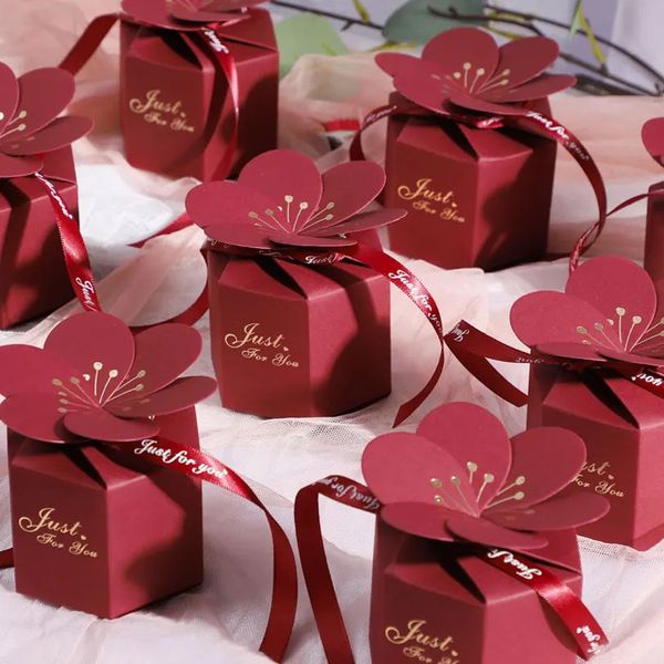 Boîte de bonbons créative Faveur de mariage Emballage cadeau Ruban Biscuit au chocolat Sacs rouges Baby Shower Festive Fournitures de fête d'anniversaire 240304