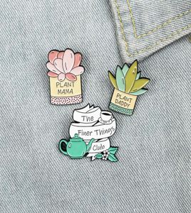 Creatieve cartoon schattige personage planten email pins roze groene theepot papa mom cactus broches cadeau voor vriend reversspelden kleding 1884224