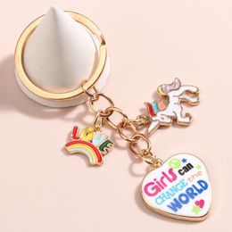 Creatieve cartoon Rainbow Horse Unicorn Keychains hangdeuze mode zinklegering sleutelhanger sieraden cadeau in bulk