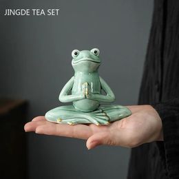 Créatics céramiques thé ornements pour animaux de compagnie zen grenouille statue de figurine décoration maison bourse de berge