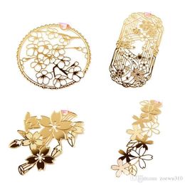 Creative Cherry Blossoms Hollow Out Metal Bookmark Cute Golden Bookmarks Paper Clip Office School Students Mini Bookmarks WDH1451 T03 La más alta calidad