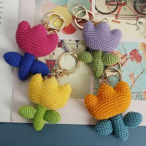 Creative Crochet fil tulipe porte-clés tissé à la main fini fleur pendentif porte-clés mignon voiture clé sac suspendus ornements