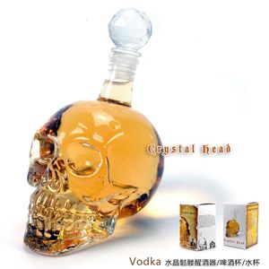 Creative Crystal Skull Head Bouteille en verre Whisky Vodka Bar à vin Carafe Whisky Bière Spiritueux Coupe Transparent Gobelets 240119