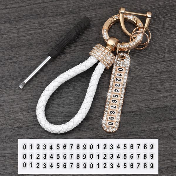 Numéro de diamant créatif Men de clés Femmes Exquise Lovely Bag Pendant Beautiful Party Gift Black Car Chain