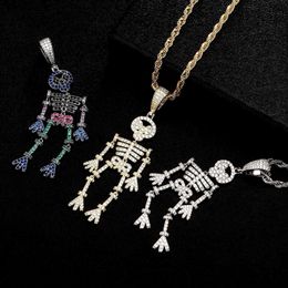 Creative Exagéré Squelette Pendentif Collier Coloré bling zircone cubique Hip Hop Crâne Humain Épissage Modélisation Bijoux Rock Pierre Précieuse Collier Halloween Cadeaux