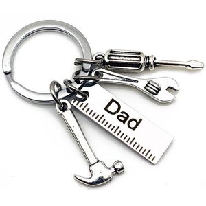 Creatieve vader Key Chain Dad Papa Opa Hammer SCHROOPTRIVER WRECH VAD DA Tool Vaderdag Verjaardagsgeschenk DIY Roestvrij staal Keychain Fashion Keyring