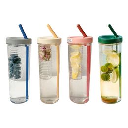 Filtre de fruits créatifs bouteille d'eau avec de la paille en plastique extérieur tasse école de voyage de voyage sportif de boisson sportive 240409