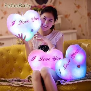 Creatief hartvormige verlichting Led speelgoed gloeiend speelgoed met Engelse letterliefhebbers Gift voor vriendin gevuld kussen 23122222