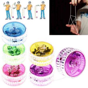 Hobby creativo Magic YoYo Luz LED Juguetes clásicos Juegos para niños Yo Práctica profesional Malabarismo Show amateur Juguetes Regalo para niños G1125