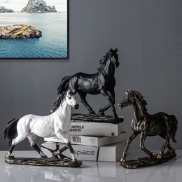 Statue de cheval créative décoration de la maison résine statue animale décoration Souvenir salon bureau étude décoration de bureau 240123