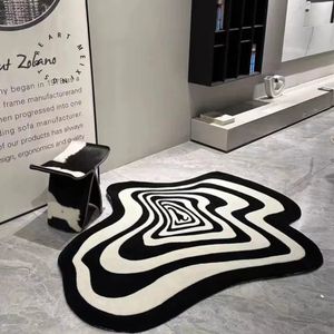 Carpet de salon créatif Décoration maison à rayures en noir et blanc tapis de chambre à coucher moelleux