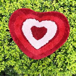 Tapis de sol créatif en forme de cœur d'amour, décoration de maison, tapis de porte en forme de cœur rouge, pour mariage, 240131