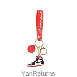 Créative Mini Sports Shoes Keychain Pendant AJ Modèle de chaussures Keychain Gift Personnalisé Sac Sac Sac Sac en pendentif