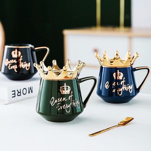 Creatieve Noordse stijl kroon keramische mokken bijbehorende hand geschenkkantoor paar koffiekopje met dekselcadeau