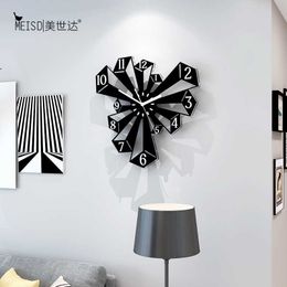 Creative Prism Silent Wall Clocks Modern Design Woonkamer Woondecoratie Decor voor Keuken Decoratieve Acryl Art Watches 210724