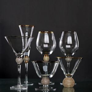 Verres à vin rouge créatives avec diamants Gold Rim Placing Gobblets Glass Champagne 240430