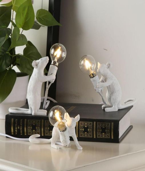 Creative Resin Animal Rat Mouse Table Lampe Small Mini souris mignonne LED LED LUMIÈRES DE NIGHTS HOTER LUMIÈRES DE BURE LAMPE LAMPE EUAUUSUK 1950508