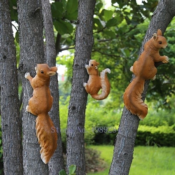 Décoration de jardin d'écureuil en résine créative Accessoires d'extérieur pour la maison Ornements d'animaux simulés Miniatures de jardin de fée Y200106