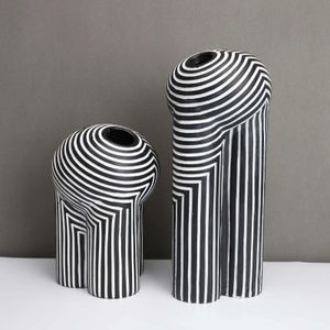 Vase en résine créatif noir et blanc rayé articles de fleurs géométrie abstraite artisanat ameublement décoration Terrarium Vases Pots 240105