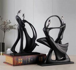 Estatua humana negra abstracta moderna y creativa, accesorios de decoración del hogar, escultura de pareja bailando de resina geométrica de regalo 3252796