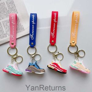 Creatieve zachte rubberen schoenen Dad schoenen Keychain Cartoon paar tas hanger trendy voetbalschoenen auto -accessoires