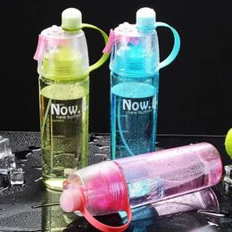 Creatieve spray waterfles draagbare verstuiver flessen buiten sport gym drinken drinkware 240422