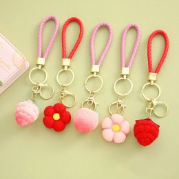 Porte-clés créatif fraise Fruit fleur, joli pendentif en résine tissée, sac à dos, ornements, accessoires de clé de voiture, cadeaux