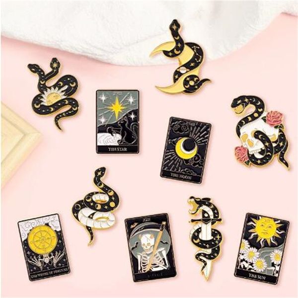 Kreative Trendy Cartoon Schwarz Schlange Tarot Öl Tropfen Revers Brosche Abzeichen Pin Denim Tasche Geschenk Männer Frauen Mode Schmuck Dekoration GC1435