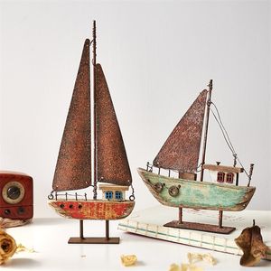 Modèle de bateau en bois créatif moderne décoration de la maison fer rétro voilier figurines bureau décoratif anniversaire cadeaux de Noël Y201020