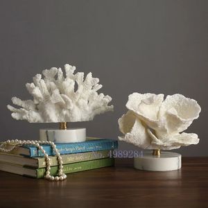 Créativité résine artificielle corail artisanat meubles Base en marbre blanc décoration de la maison Simulation Animal 240306