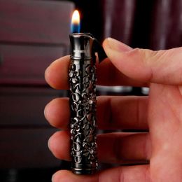 Creativos Modèle vintage métal rechargeable sans gaz cool briquets de cigarette sculptée à flamme creuse ennessée de dropship butano fournisseurs