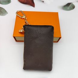 Titulaire de la carte de crédit Porte-clés Anneaux Cuir Marron Fleur Porte-monnaie Pochette Portefeuille Porte-clés Bijoux Créateur de mode Femmes Sac Pendentifs Charme Porte-clés Accessoires