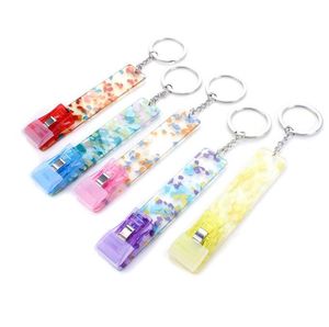 Creditcardtrekkracht Cartoon Patroon Card Grabber Keychain Long Nails Acryl ATM -kaart voor sleutelhangers hangerse accessoires