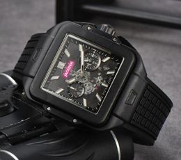 Crime Premium Mens Square Gear Skeleton Dial Horloges Stopwatch Quartz uurwerk Mannelijke tijdklok Dikte rubberen band Saffierglas Niet-mechanisch polshorloge Geschenken